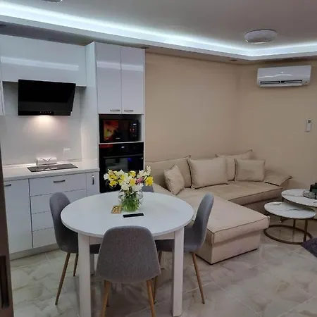 Apartament Apartment *